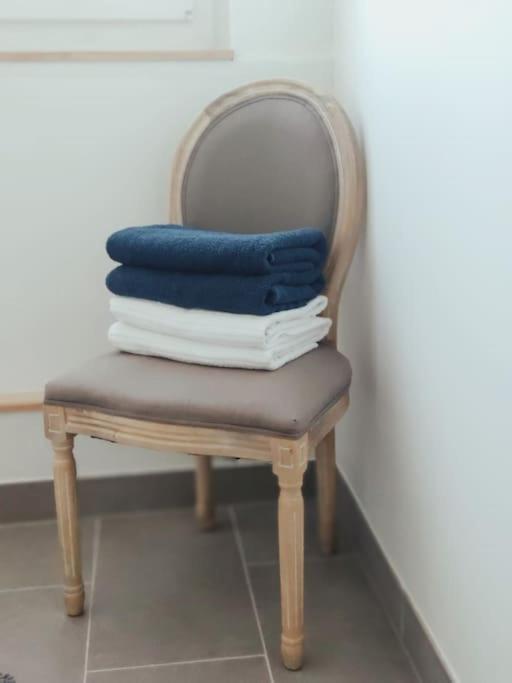 Les Coquelicots Apartment Онфльор Екстериор снимка