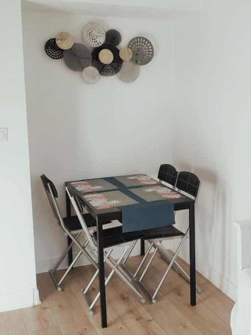Les Coquelicots Apartment Онфльор Екстериор снимка